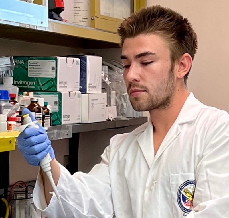 Matthew in neuro lab